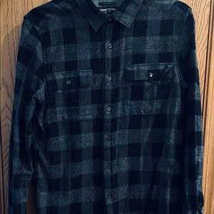 Kenneth Cole New York Long Sleeve Collard Shirt
